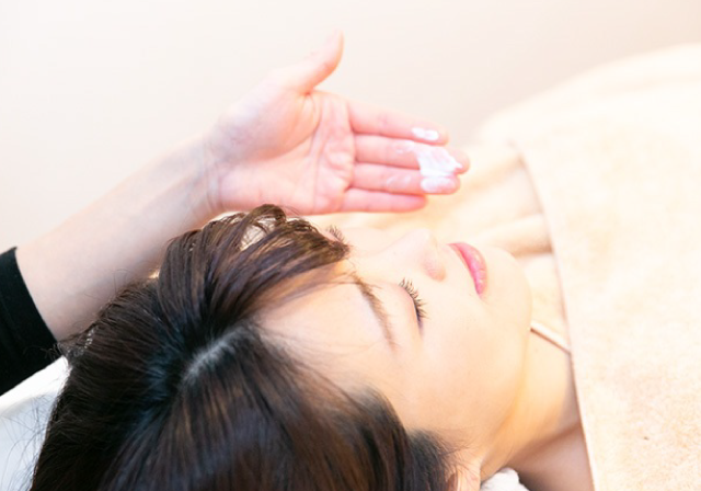 リフトアップ フェイシャルエステ