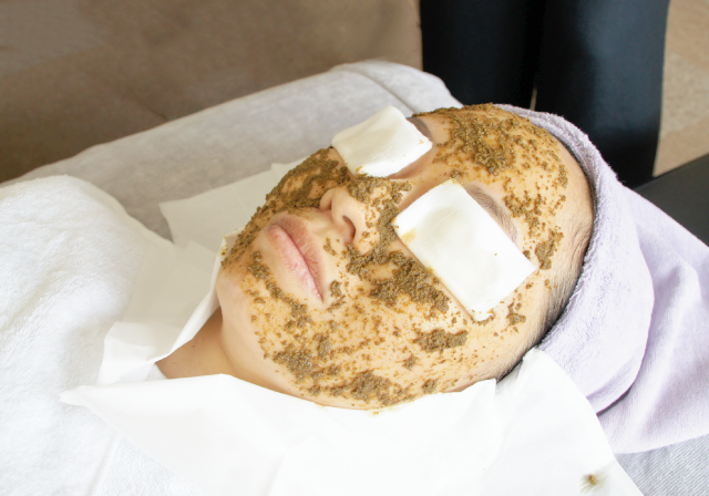 ハーブゴマージュフェイシャル